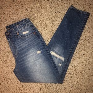 Abercrombie & Fitch High Rise Girlfriend Jeans